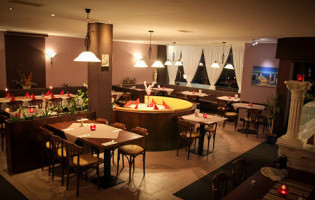 Theologos inside