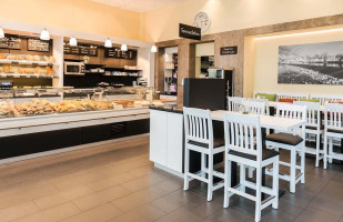 Bäckerhaus Veit GmbH, Bahnhofkiosk inside