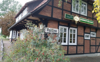 Bahnhofsgaststätte Poitzen outside