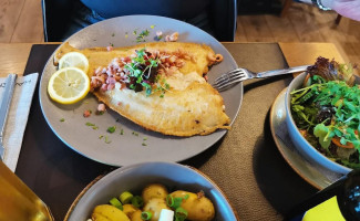 Hafenhaus Emden Cafe Aussendeck food