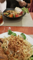 Pho Bui food