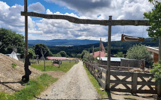 Gasthof-landhotel Zum Matthiasl outside