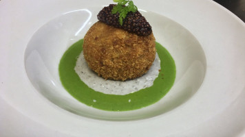 Weinhof Voosen food