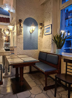 Mykonos Grill inside