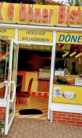 Wk 6 Döner Bistro outside