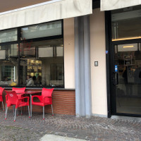 Fiskebar outside