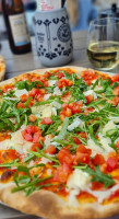 Pizzeria Amici food