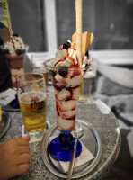 Eiscafe Rialto Alex' Pizzeria drink