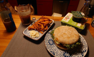 Burgerme food