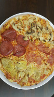 Pizzeria Capri food
