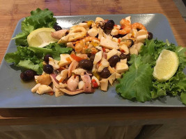 Zum Ivo food