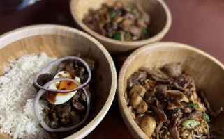 Fiesta Manila food