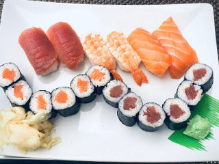 Sushi-Thu Asiatische Feine Kuche