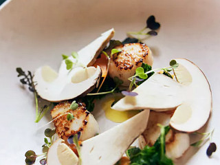 restaurant image