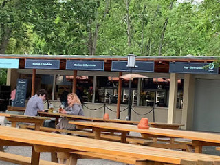Zenner Biergarten Und Weingarten