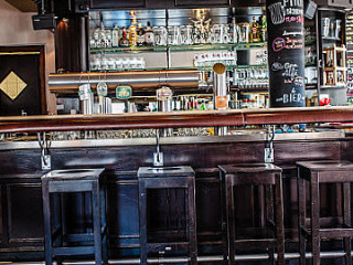 restaurant image