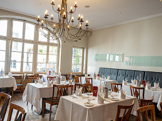 restaurant image