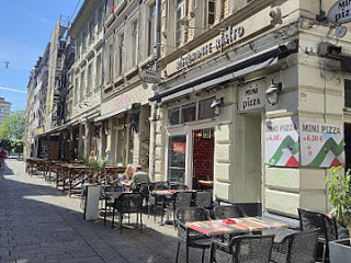 restaurant image