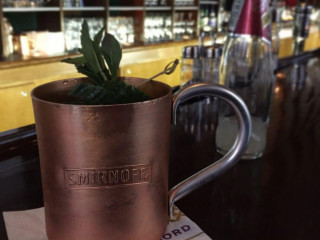 Harry`s New York Bar