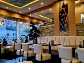 Linh's Sushi Restaurant
