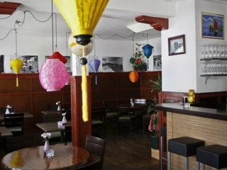 HA LONG Restaurant & Bar