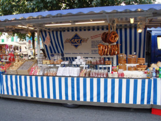 Martin Confiserie Marronistand, Softeismaschine, Kundengeschenke, Magenbrot, Gebrannte Mandeln, Rahmtaefeli