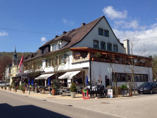 Einstein Café Lounge
