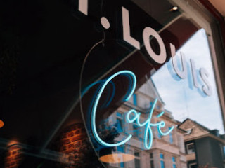 St. Louis Café