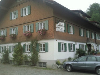Traditionsgasthof Gästehaus Zur Krone