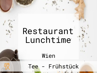 Restaurant Lunchtime