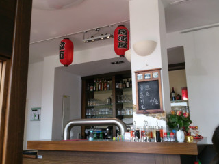 Tomo Nudeln & Sushi Bar