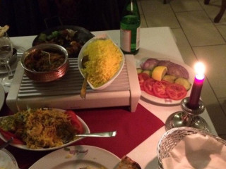 Gateway To India Indisches Tandoori Grill Und Curry Spezialitätenrestaurant (mittags Und Abends)