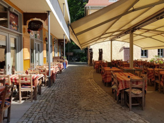 Anke Hertrich Café-Restaurant Divan