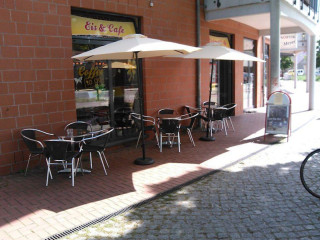 Eisland Café