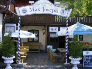 Max Joseph 1