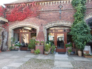 Hof Café Im Antiquarium