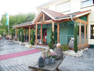 Rheinau-Pub