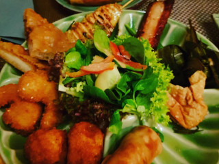 Sinthorn Thai Restaurant