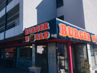 Burgerworld & Cafe