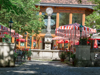 Stiftsgasthaus d Stiftes Heiligenkreuz