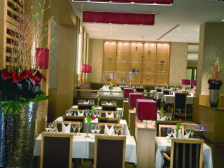 Restaurant Classico at Maritim Hotel