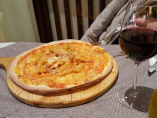 Pizzeria Piccola