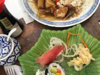 Asia- und SushiBar