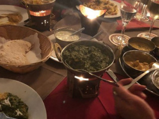Curry House - Indische Spezialitaten