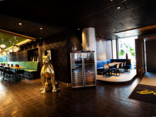 Joli - Restaurant, Lounge and Bar