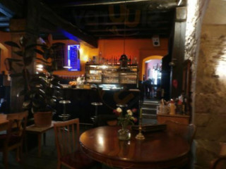 Latifa Cafe Restaurant Bar