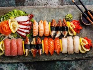 Mood Sushi Wok