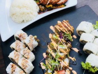 Yummy – Sushi Restaurant – Bar
