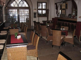 Restaurants Im Frenzelhof Gotisches Hallenhaus Wurzelkeller