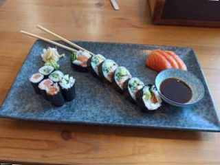 Sumo Sushi More